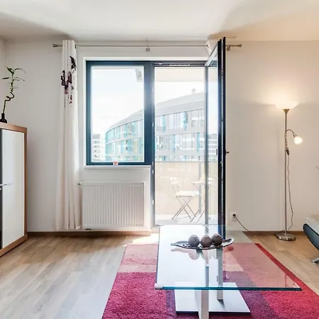 Stylish In Waltrovka Apartment Prague